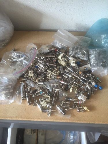Huge Lot Coaxial Bnc Connectors Males Females Couplings Tees Over 300 Pieces
