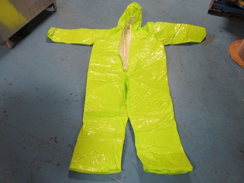 Size: MED Dupont Taychem 10,000 Coverall Hazmat Suit, Closed Foot, Hood