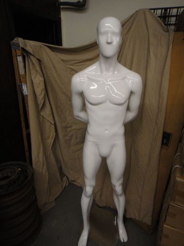 6&#039; white plastic full size assembled standing Manikin, Mannequin