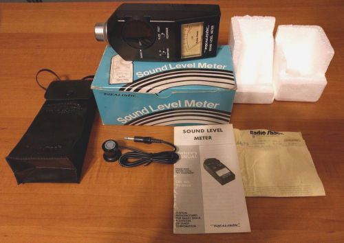 Realistic Sound Level Meter 33-2050 has Box, Manual, Case and is in Great Shape!