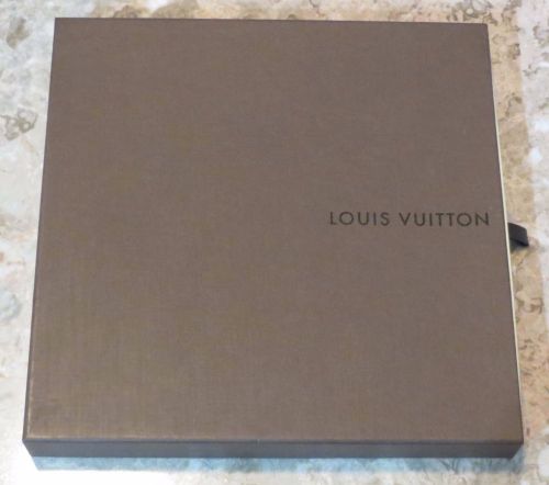 LOUIS VUITTON Empty Box for Scarf Pouch Accessories 10.5 X 10.5 X 1.25&#034;