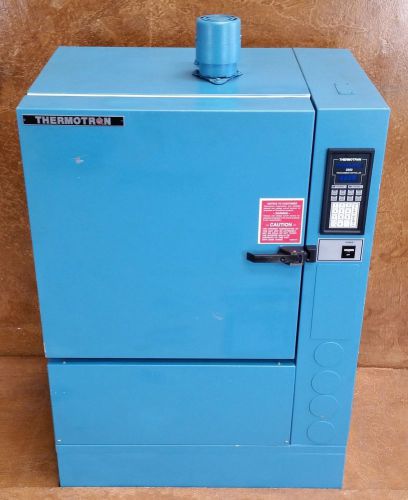 Thermotron s-1.2c-b environmental chamber * 2800 digital controller * tested for sale
