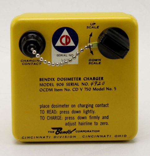 BENDIX #906 CD V 750 Dosimeter Charger