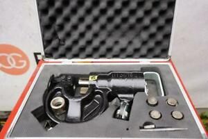 Enerpac SP-35S 35-Ton Capacity Hydraulic Punch with  Punch and Die Sets