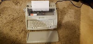 Brother Electronic TypeWriter GX-8250