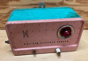 Holdem Electric Fencer Vintage Model 51 120 Volt Pink and Turquoise HOL-DEM