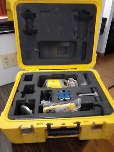TRIMBLE SPECTRA DG613 Red Beam Pipe Laser w/ AC803 Remote/Batt/Charger/Case