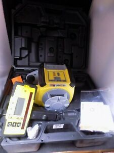 GeoMax Zone20H Self Leveling Laser W/  ZRP105 Receiver &amp; Case New
