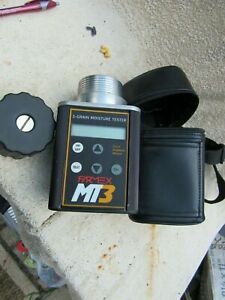 Moisture Tester MT 3 for grains w/protective carrying case