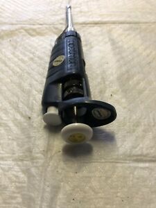 Gilson P200 Pipetman 