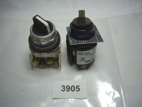 (3905) Lot  2 Allen Bradley Potentiometer 800H-UR29 Selector Switch 800T-H2