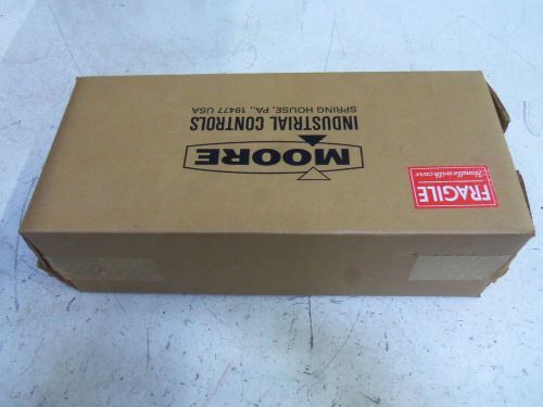 MOORE 352EA21NNF PROCESS CONTROLLER *NEW IN A BOX*
