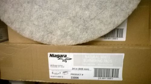 24 inch Floor buffing pad case (5 pads) By NIAGARA  ..Over 10 cases in stock !!