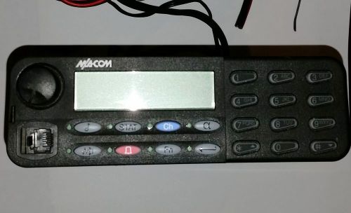 M/A-COM Panther 605M UHF Mobile Radio, 25 Watts, 440 - 520 MHz Model GM605UC4X