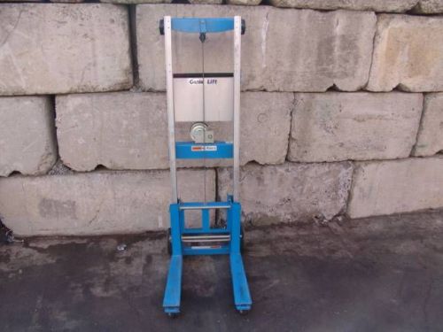 Genie gl-4 lift contractor material lift hoist 400 lbs  great shape for sale