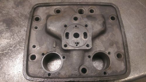Vickers 274048 valve block  covver for vickers has unit for sale