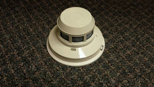 FireLite Alarms SD300 Smoke-Automatic Fire Detector with Base