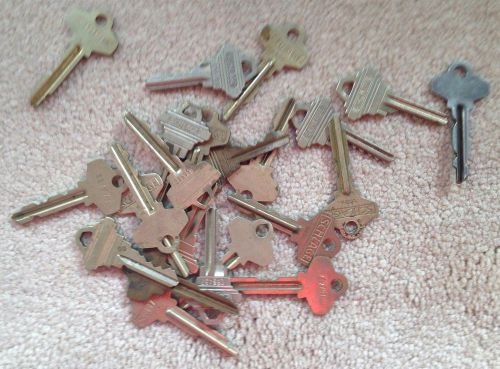 23 Pc Lot Schlage Oem Pre Cut Original House Door Lock Cut Keys some vintage