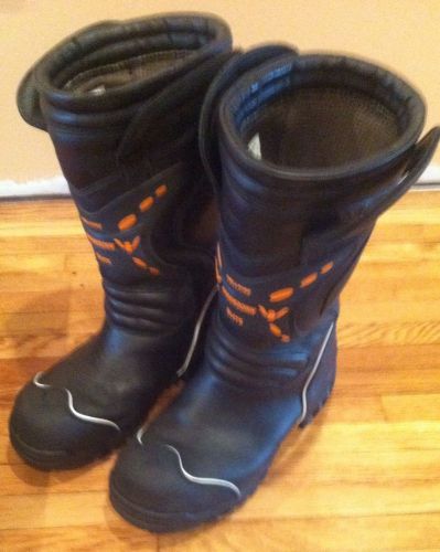 Thorogood: 14” knockdown elite structural bunker boot, nfpa. size 10 xw. for sale