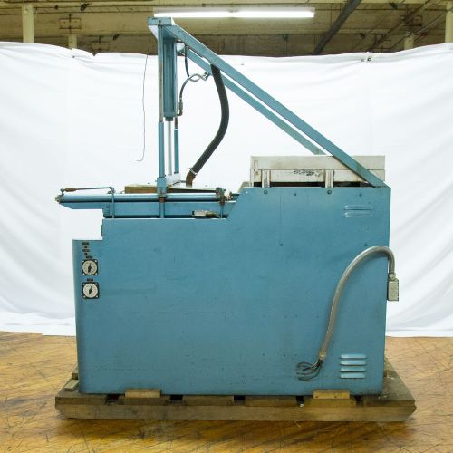 Comet Labmaster Thermoforming Machine