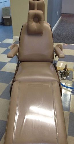 Chayes-Virginia Dental Patient Operatory Chair Tan/Beige Seamless