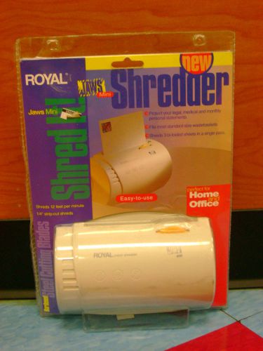 Royal Jaws Mini Shredder Waste Basket Paper Shredder NEW Stip cut ROYAL Shredder