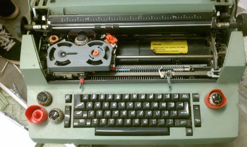 IBM Selectric II Beige Typewriter FOR PARTS