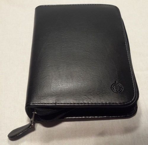 Black sim. leather franklin covey zip pocket planner w/.75&#034; rings binder for sale