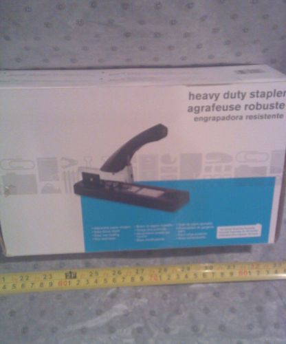Brand new heavy duty stapler. 100 sheet capacity. black. for sale