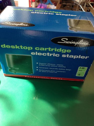 swingline desktop cartridge electric stapler black 5000 time w/o loading