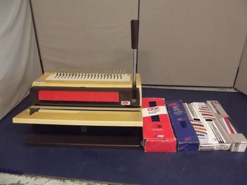 GBC 450KM-3 Comb Binder And Hole Punch With Plastic Combs - WORKS!!  T364
