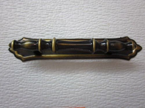 DRAWER HANDLE                                                   40 # 404