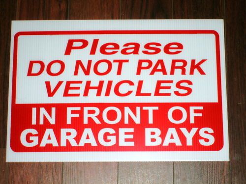 Auto Repair Shop Sign: Do Not Park Vehicles