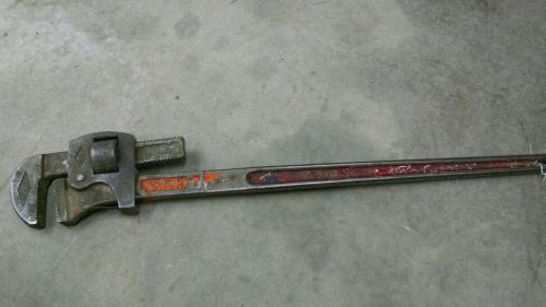 36&#034; pipe wrench