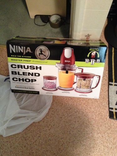 Ninja Blender  Set In Red  500w  Great Crushing Ice New @boxed