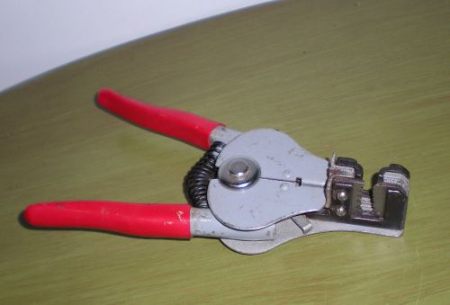 Red Nonslip Rubber Handle Wire Stripper Crimping Cutter