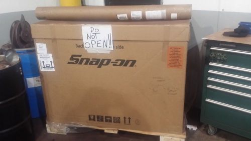 Snap-on custom tool box for sale