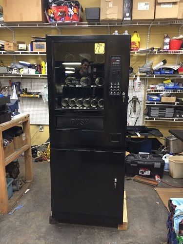 CS snack vending machine (745)