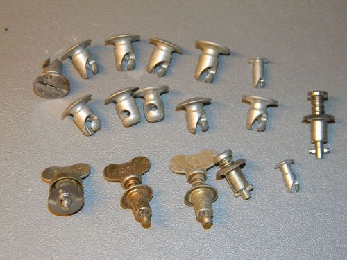 AIRCRAFT HARDWARE, LOT OF 17 MISC. DZUS AND CAMLOC FASTENERS
