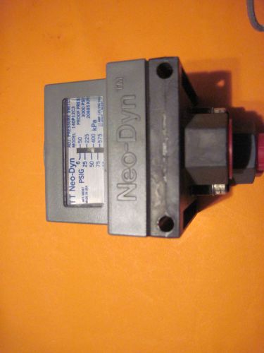 Neo-Dyn adjustable pressure switch ,3000 psi , 140P12C3 new no box , made USA