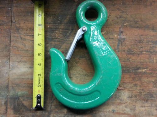 CAMPBELL CHAIN 5/8 V-10 16MM HOOK WITH SAFETY LATCH