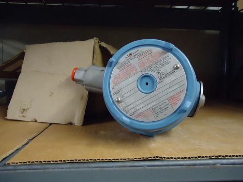 United electric controls co. pressure switch for sale