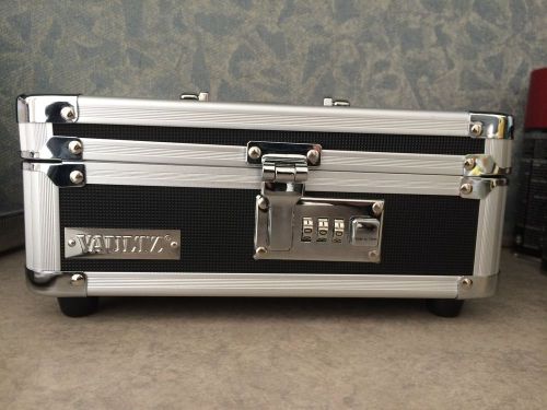 Vaultz Plastic &amp; Steel Cash Box w/Tumbler Lock, Black &amp; Chrome