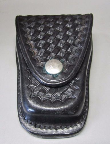 Leather handcuff case police duty belt cuff case montebello cal basketweave for sale