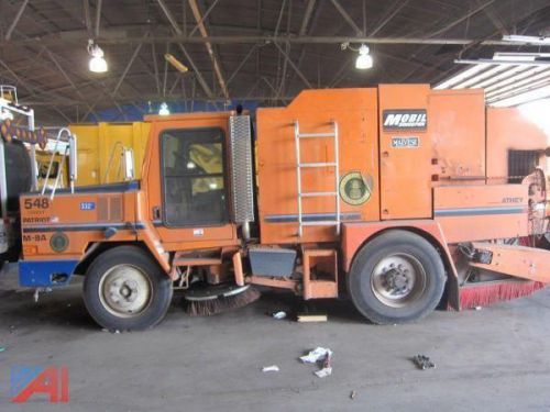 Mobil street sweeper m-8a 1996 for sale