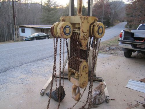 Yale 25 ton manaul chain hoist   30 feet of lift  double pull chain for sale