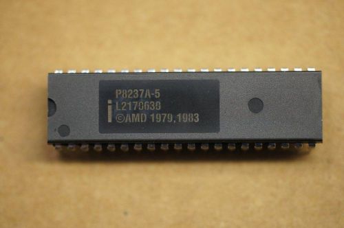 P8237A-5 Intel Controller