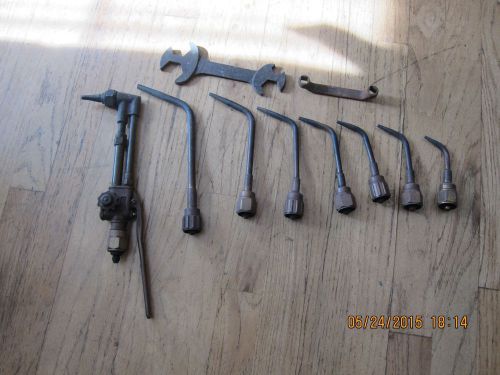 Vintage victor torch set model c1450 base,  various cutting heads, wrenchs for sale
