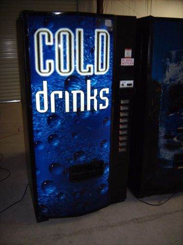 Dixie Narco 501E Coke Pepsi Style drink vending machine Plastic bottles
