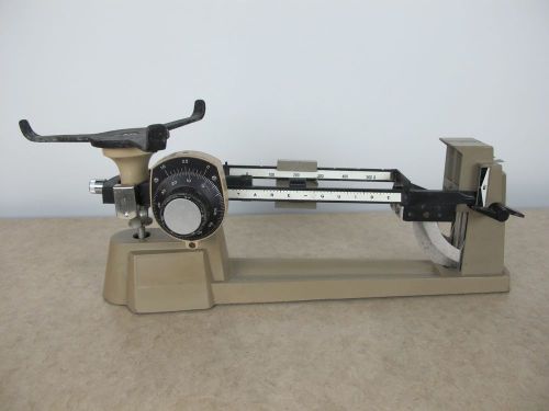 Ohaus Dial-O-Gram 1600 Mechanical Beam Balance